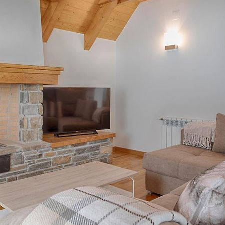 Saplan Real Estate Laujo Lejlighed Bossòst Eksteriør billede