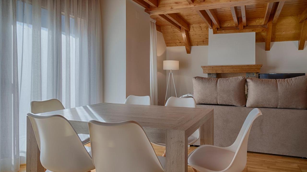 Saplan Real Estate Laujo Lejlighed Bossòst Eksteriør billede